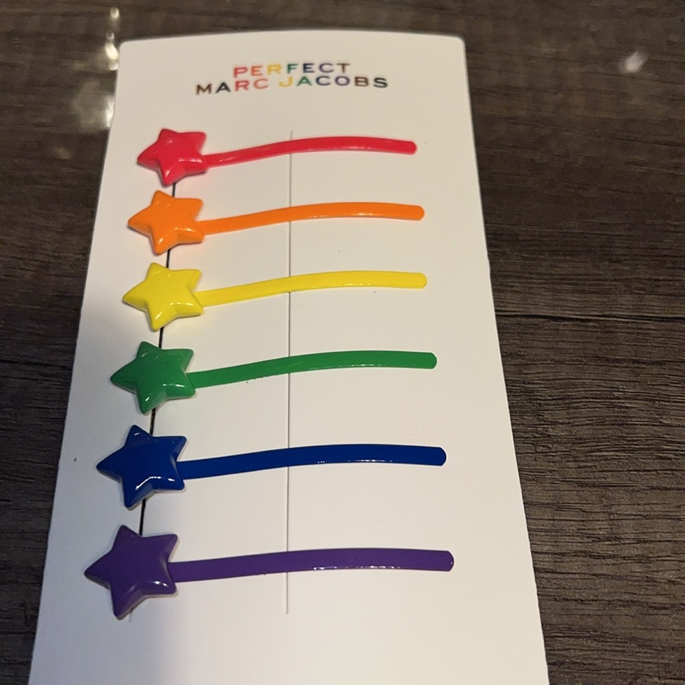 Marc Jacobs Perfect Hair Clips / Pin ❤️🧡💛💚💙💜 - Picture 3 of 5